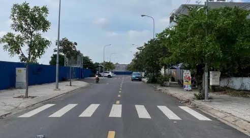 Cần sang ngay lô đất 100m2 đường Hàng Điều phường 11 Vũng Tàu giá 1 tỷ 9, gần siêu thị Mega.