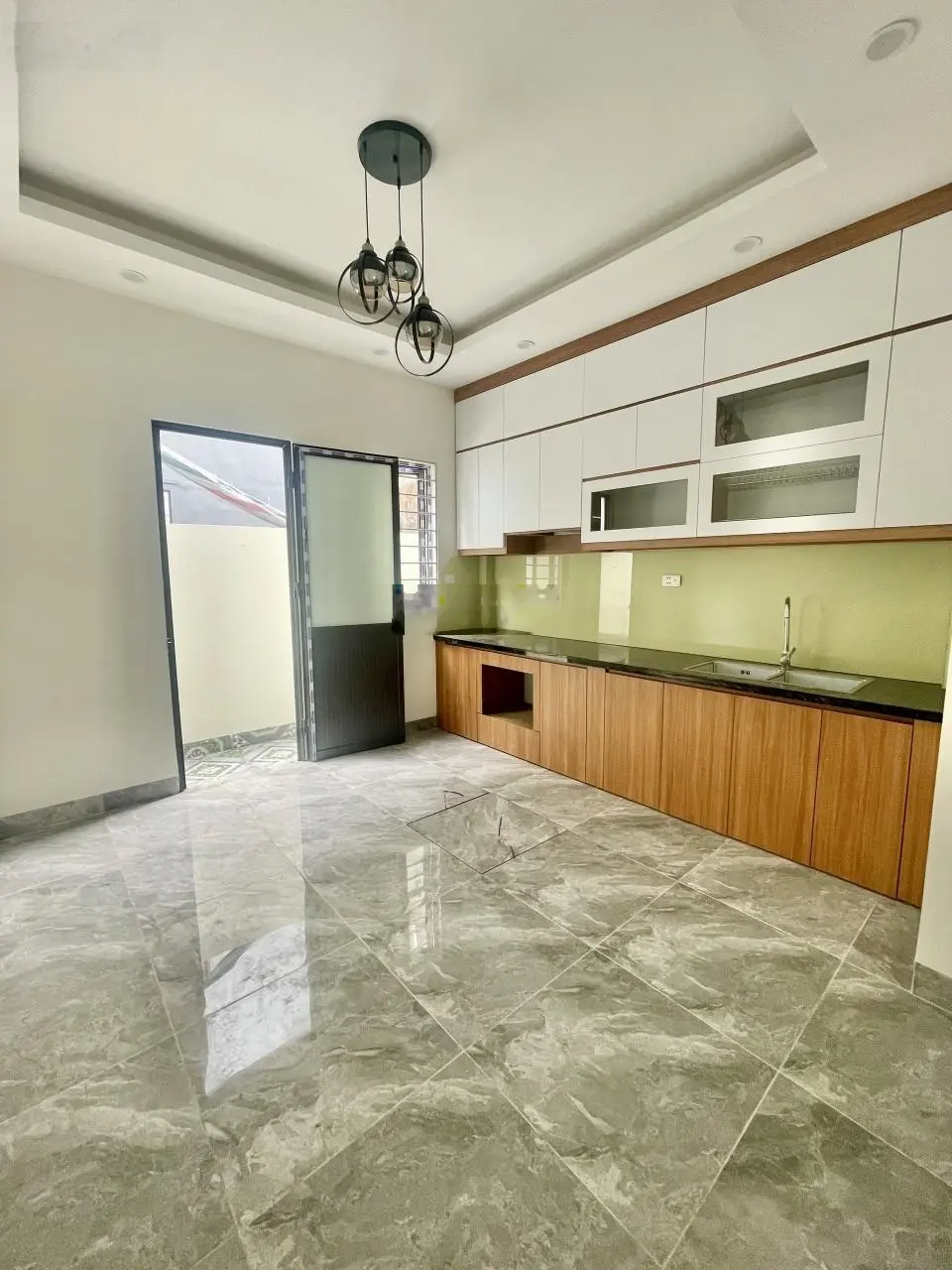 Bán nhà Biên Giang 3 tầng*42m2, ô tô đỗ gần, gần ngay chợ, trường học, 5p lên trung tâm Hà Đông