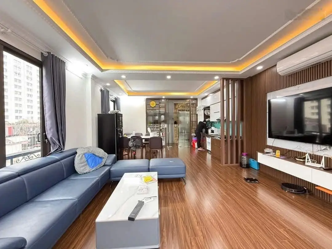 Ngõ phố 81 Trần Cung 65m2 7 tầng thang máy lô góc 17,9 tỷ đường 10m tiện ở và cho thuê văn phòng