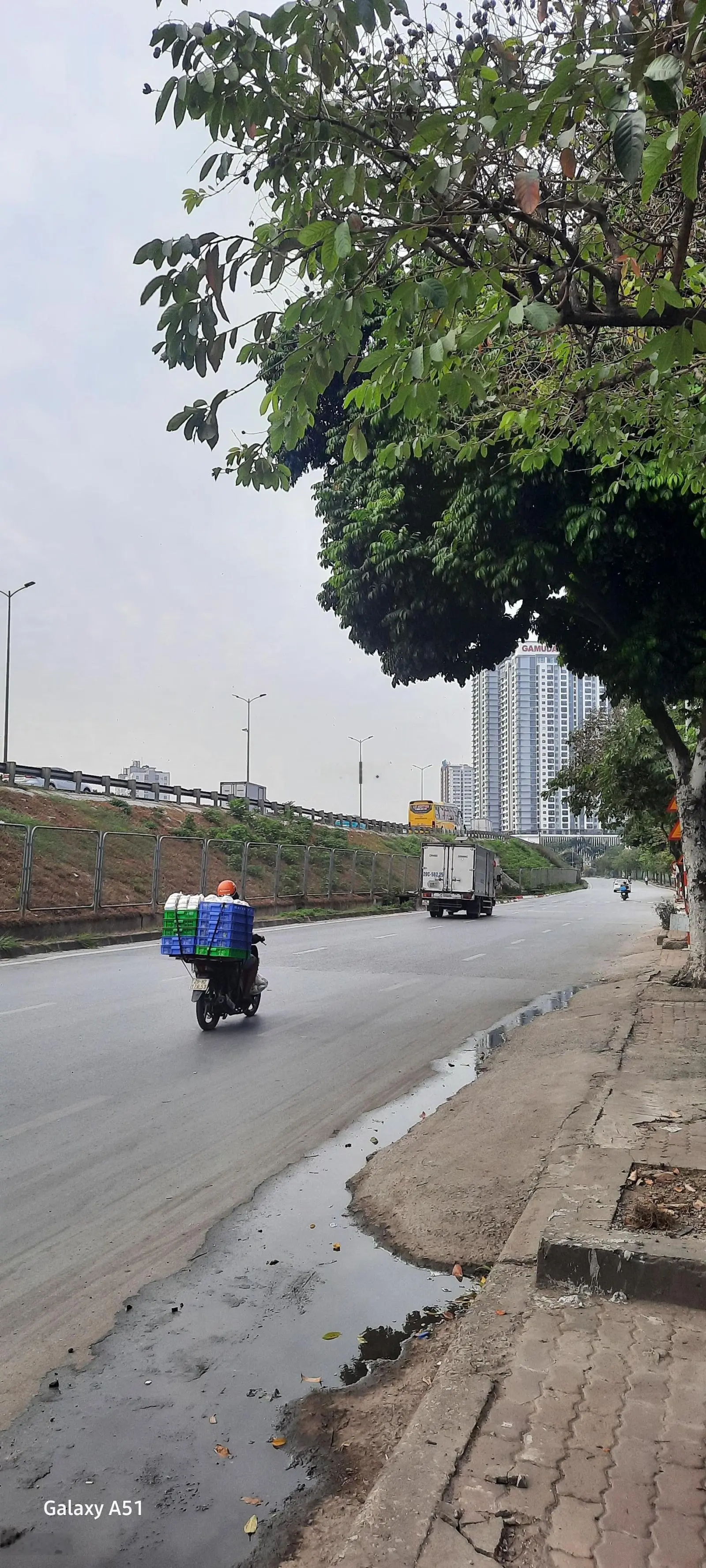 Ngõ thông ô tô - hàng xóm Gamuda - ô tô dừng đỗ ngày đêm cửa nhà. Khu vực có tốc độ cực cao