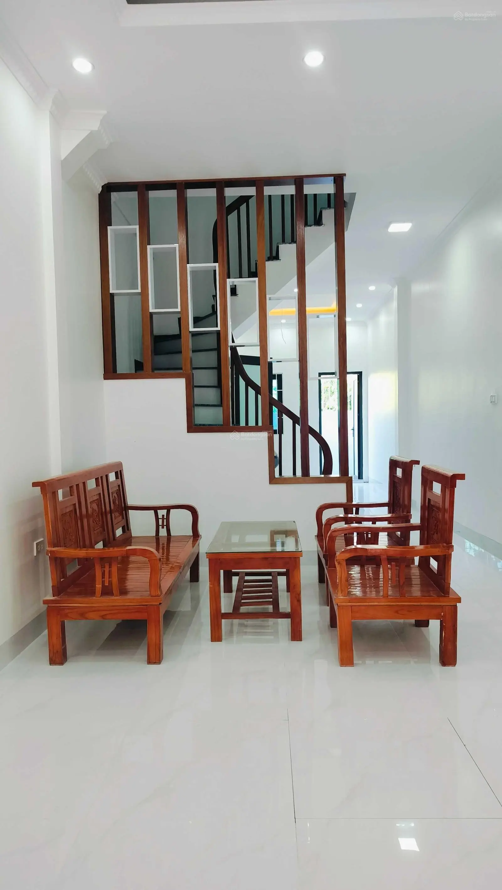 50m2 x 5T, giá: 5.X tỷ, 6 phòng khép kín. Đại Cát, BTL, HN. Nhà xây mới ôtô cách 20m. LH 0916181898