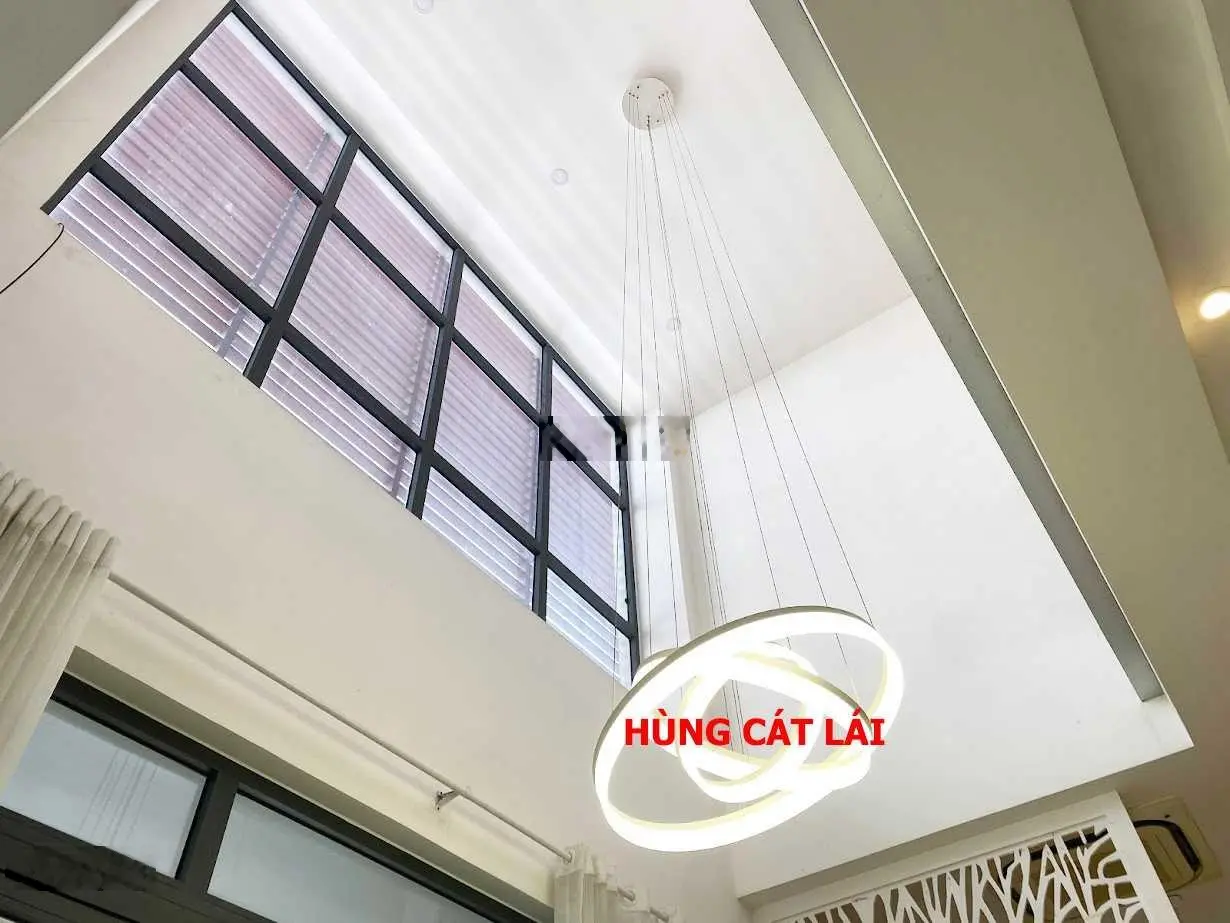 Bán biệt thự Phố Đông Village, DT 190m2, đường 20m, nhà hoàn thiện full nội thất, giá 22 tỷ, SHR