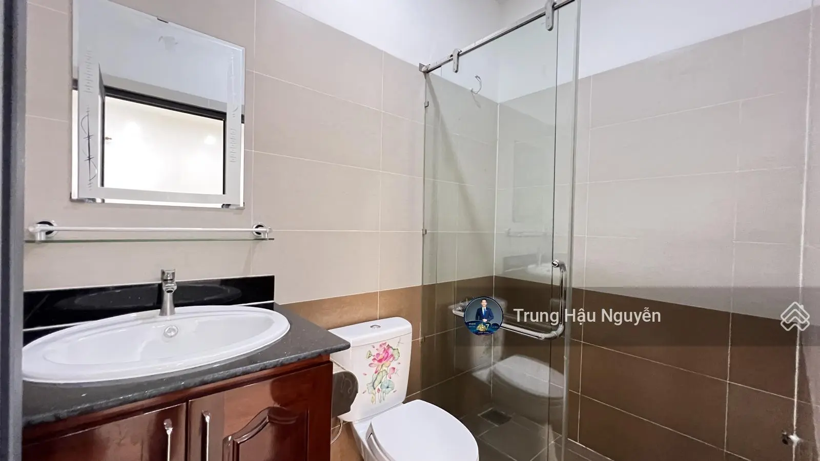 Nhà mặt tiền đường Nguyễn Tài - KĐT Phú Cường, Lộ 7m, 2 tầng, 5x20, hoàn thiện còn mới, có nội thât