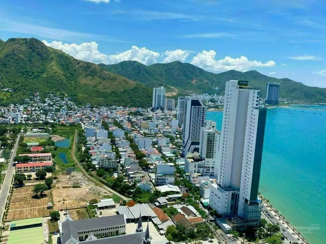 Bán đất 2 mặt tiền Dương Hiến Quyền Thành phố Nha Trang