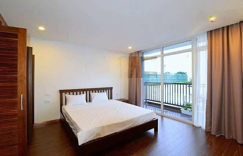 Bán toà nhà phố Từ Hoa, Tây Hồ 185m2, 8 tầng, giá 70 tỷ. Siêu căn hộ cao cấp.