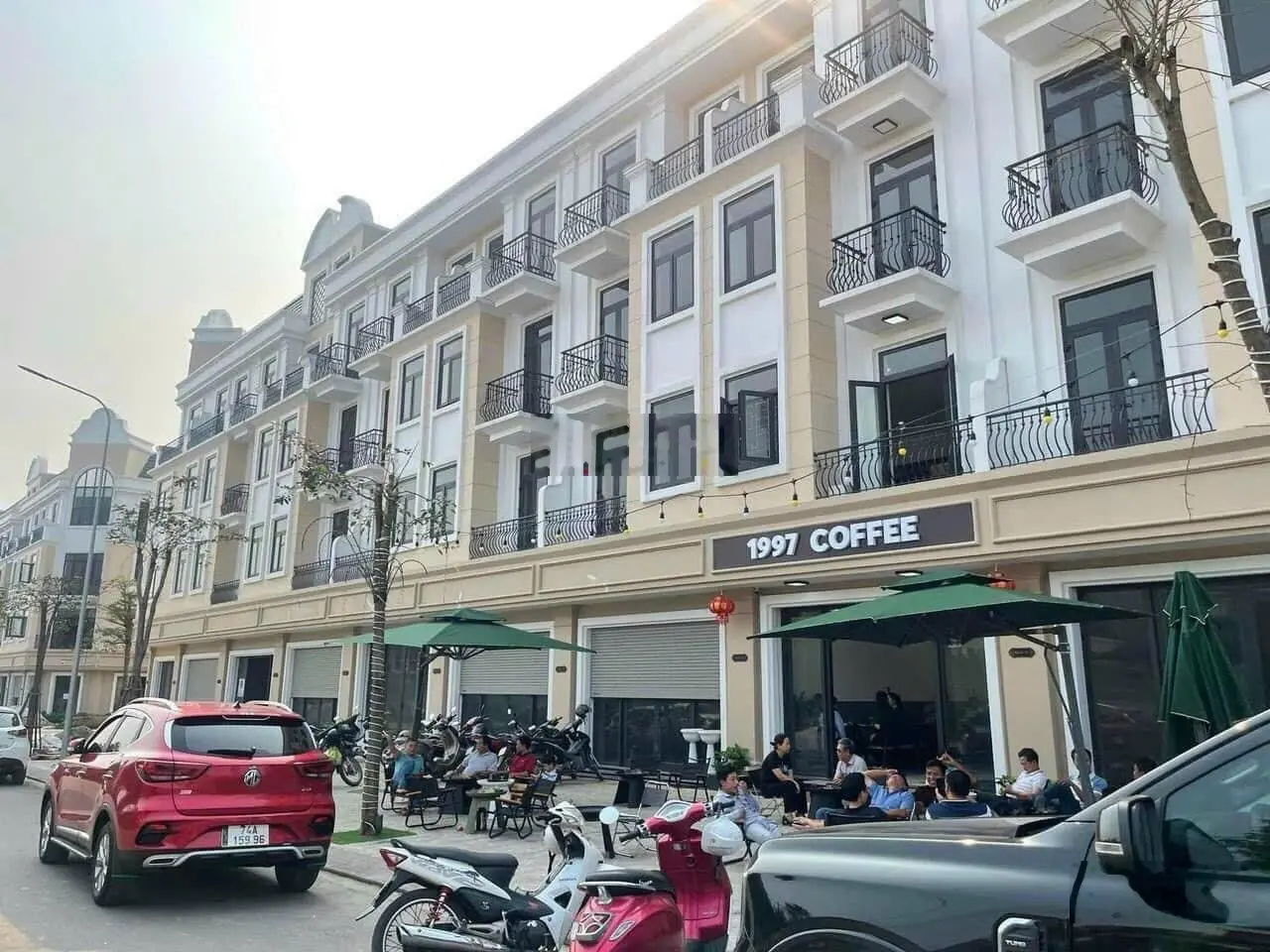 Bán nhà biệt thự đẹp tại Vincom Shophouse Royal Park, 2 tỷ VND, 75 m2, nhiều tiện ích