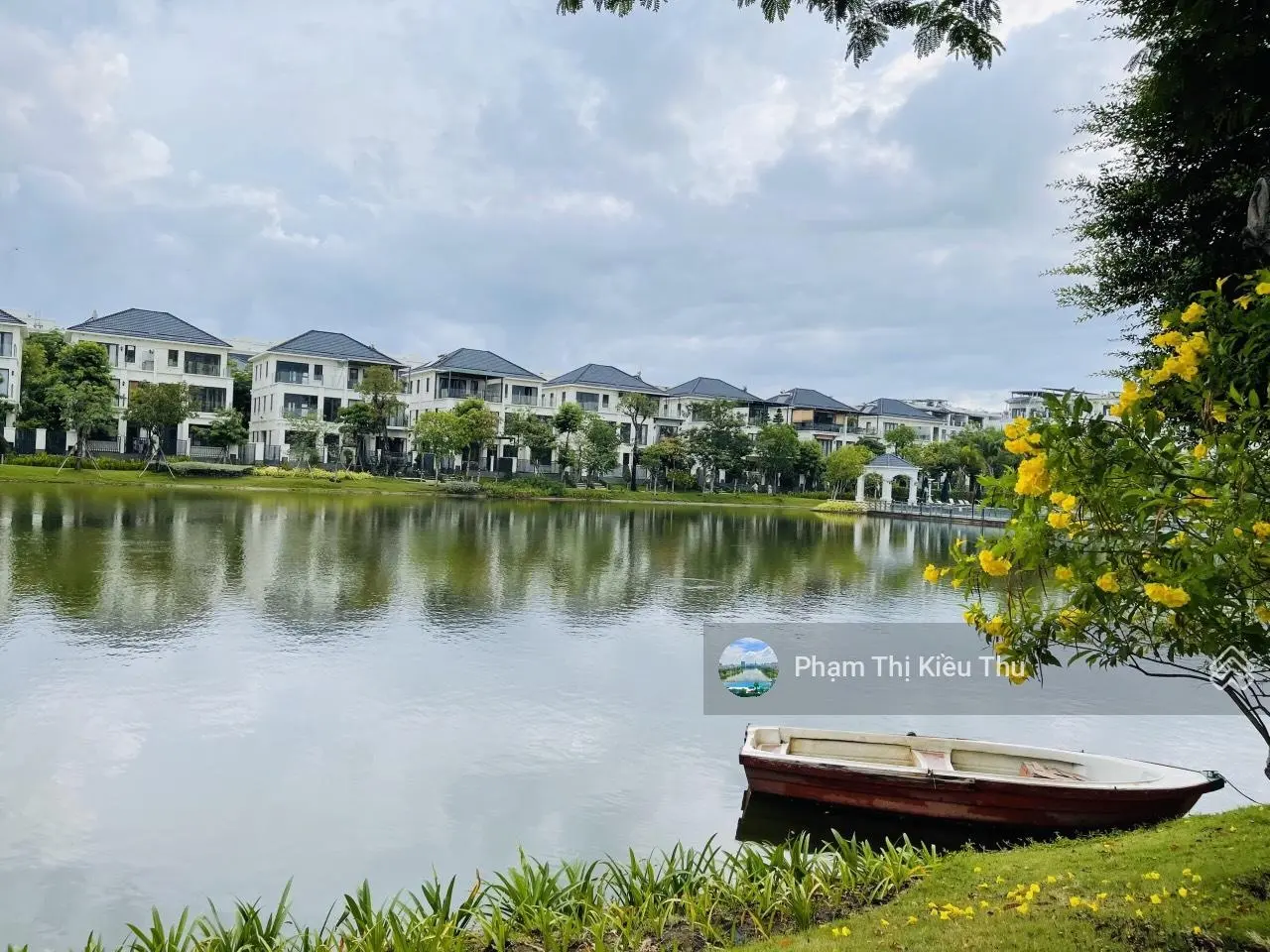 Biệt thự sân vườn Lakeview City view hồ hoàn thiện dt 8x22m 1 trệt 2 lầu giá 34 tỷ, LH 0902872670