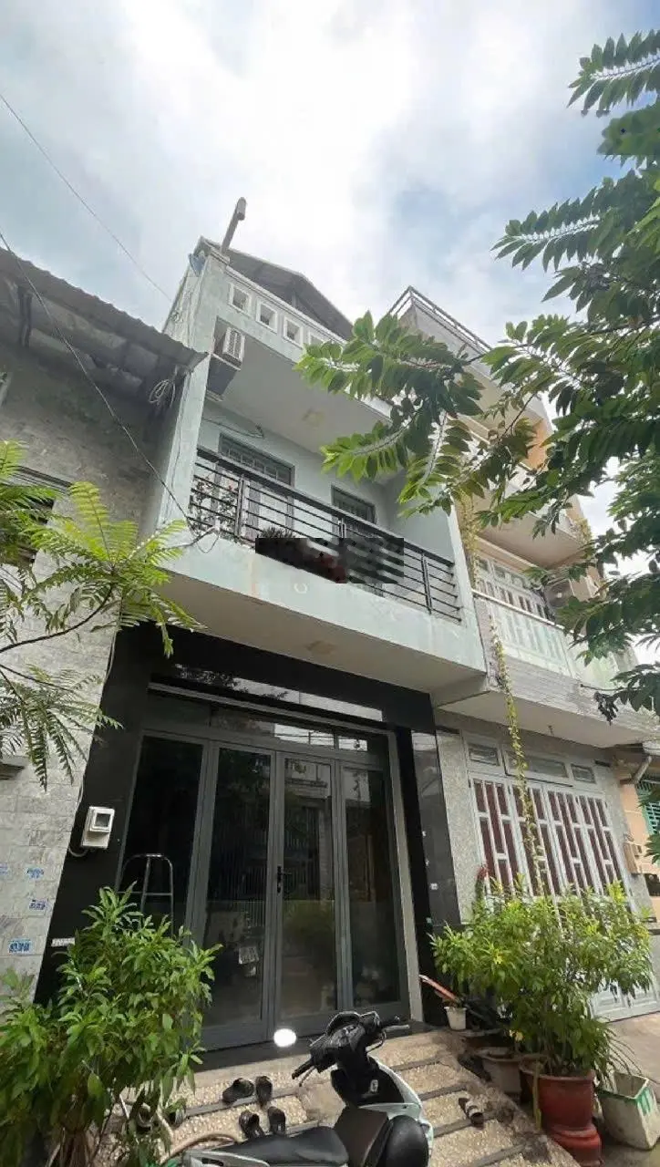 Ngay Hiệp Thành City, 3 tầng, 4x15 - 60m2, 5PN. Hẻm xe hơi 7m. 4 tỷ hơn