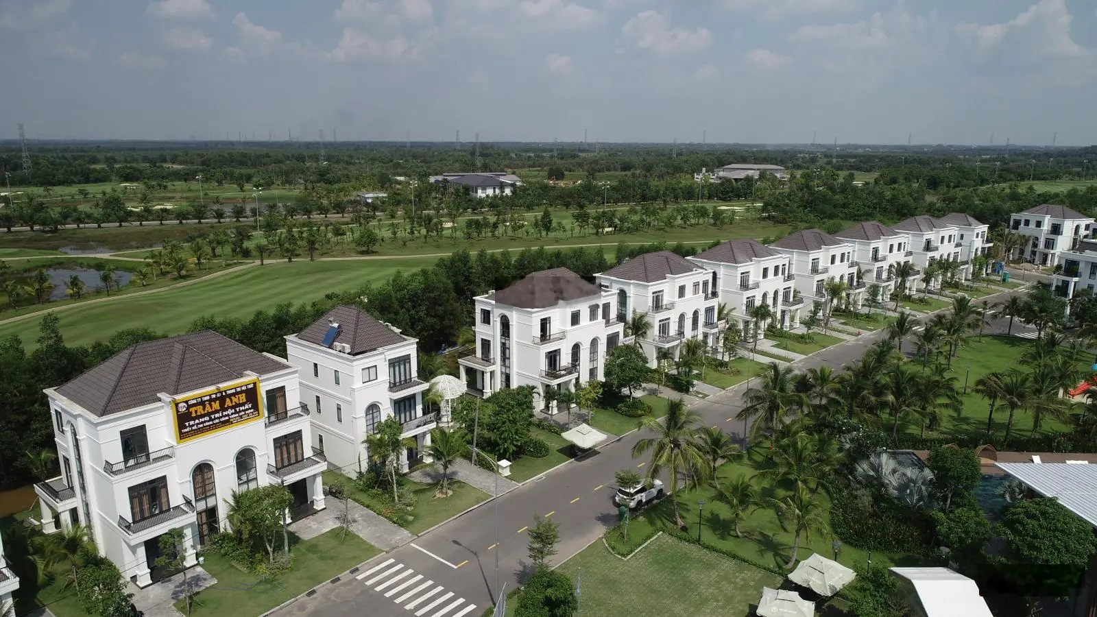 Biệt thự sân golf mini West Lake Golf & Villas Tân Mỹ Đức Hòa Long An