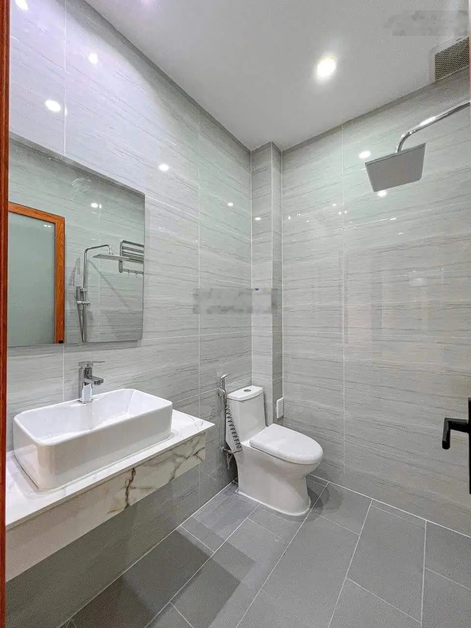 Bán nhà Bình Chánh 1,42tỷ/60m2, gần chợ, bệnh viện Bình Chánh cho thuê 6tr/th, 3PN, 2WC