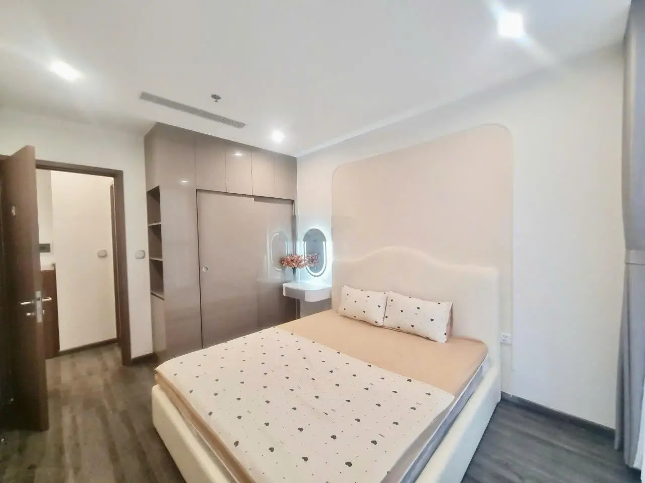 Siêu đẹp căn hộ 1pn, vinhomes ocean park, full nội thất thiết kế, chỉ 2.570 t.ỷ hướng đông bắc