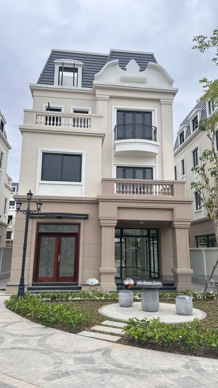 Suất ngoại giao căn BTĐL 225m2 tại Vinhomes Golden Aveneu, giá chỉ 13,x tỷ,view công viên trung tâm