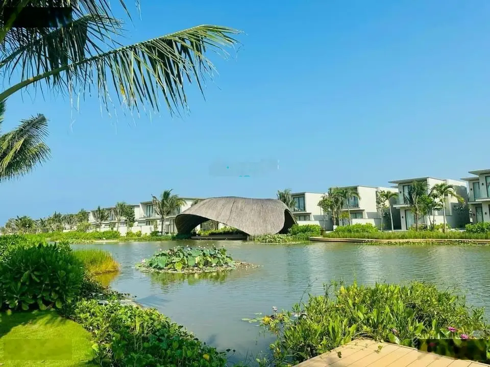 Biệt thự hồ bơi 3 phòng ngủ The Ocean Villas (Fusion Maia) Quy Nhơn - 12.3 tỷ