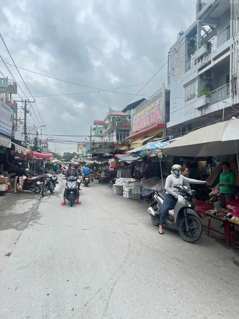 Tôi cần bán căn nhà 1 lầu ngay trung tâm