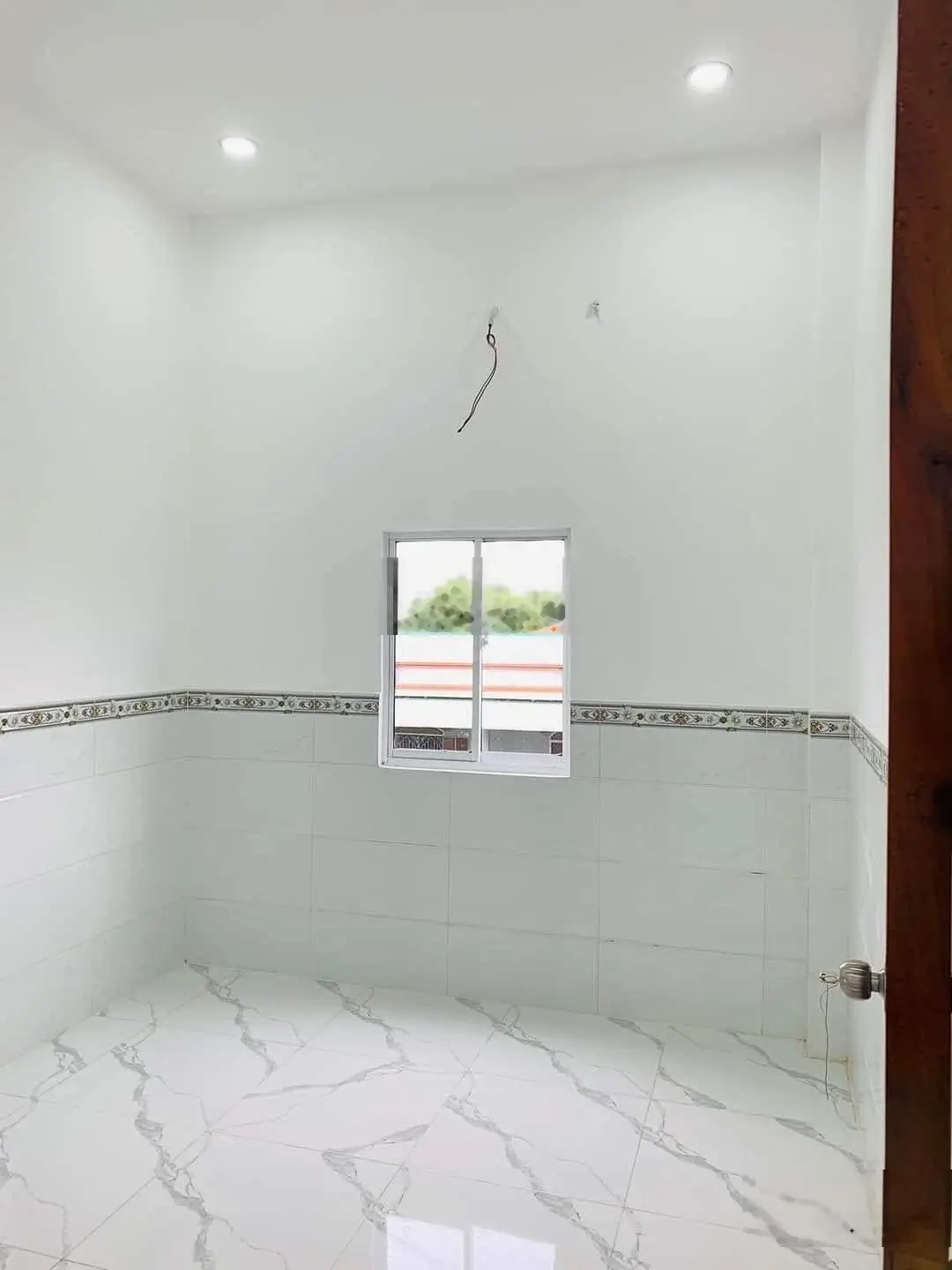 Có ngay nhà đẹp hẻm oto 6m trên đường Đoàn Nguyễn Tuấn, Bình Chánh 82m2 SHR ra Hương Lộ 11