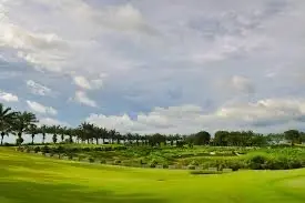 Bán đất sân golf Long Thành , mặt tiền nhìn trực diện Golf