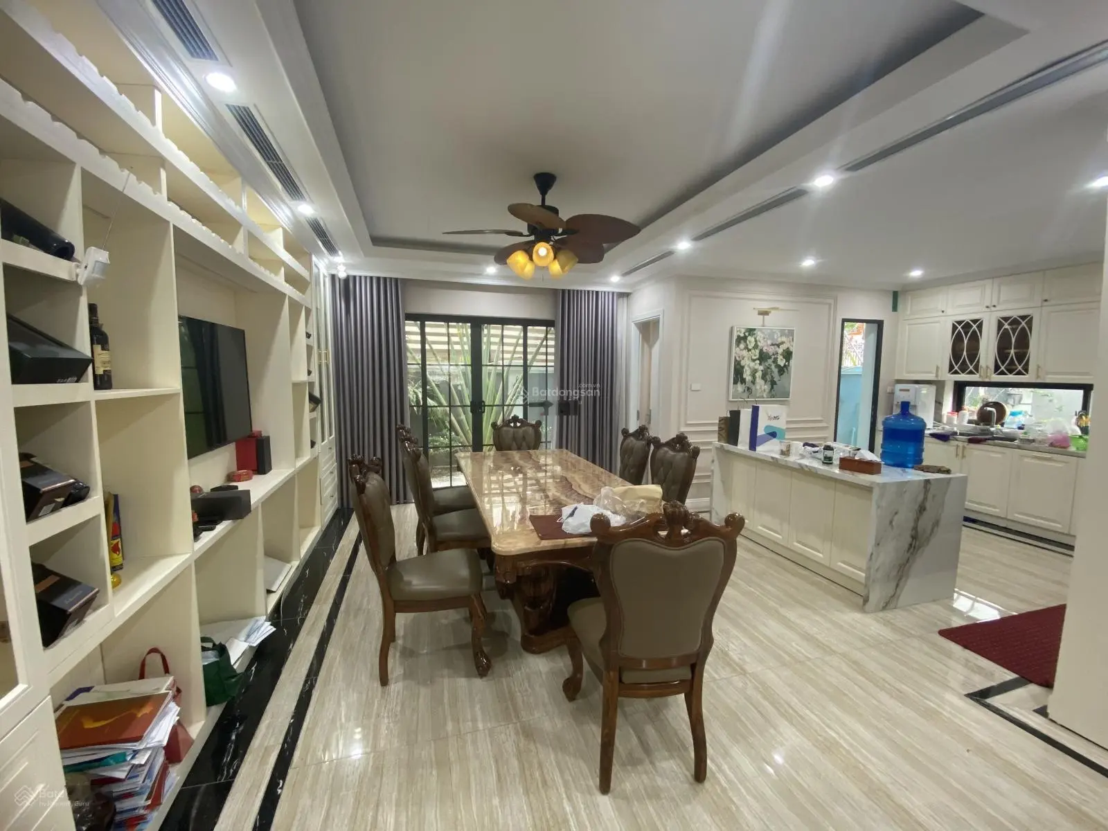 Hiếm, biệt thự KĐT mới Văn Phú, Hà Đông, 230m2, hoàn thiện hiện đại, nội thất sang trọng, giá tốt