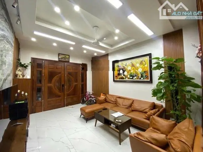 Bán nhà mặt phố Hoàng Sâm, 17,5 tỷ, 54m2, hàng hiếm tại Cầu Giấy, Hà Nội