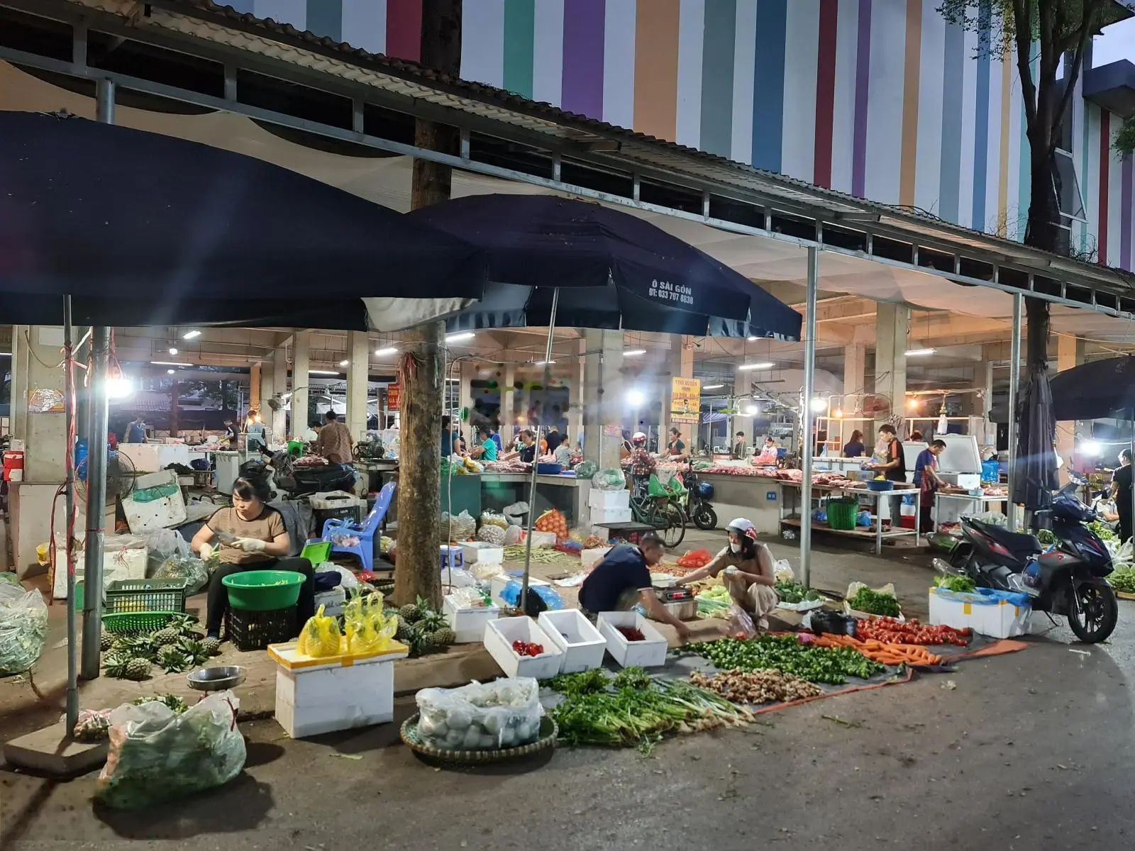 Chính chủ bán nhà shophouse 5 tầng Như Quỳnh Center, Văn Lâm, Hưng Yên, đã hoàn thiện