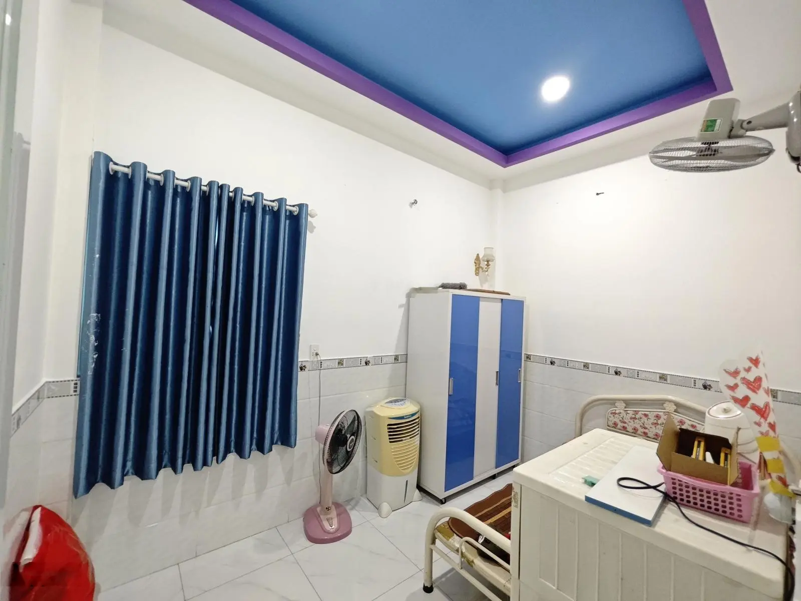 Bán gấp nhà đẹp 54m2 Linh Chiểu, Thủ Đức 3PN 2WC 3 tầng chỉ 6.5 tỷ xe hơi quay đầu