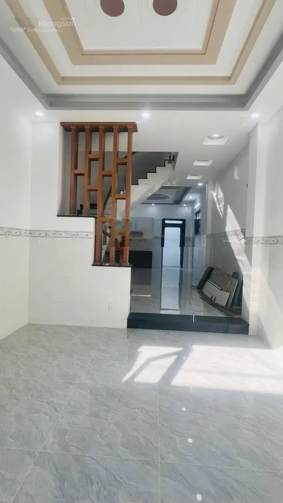 Nhà Nguyễn Khoái Q4 - hẻm ô tô - 50m2 nở hậu - 3 lầu đúc - chỉ 9 tỷ