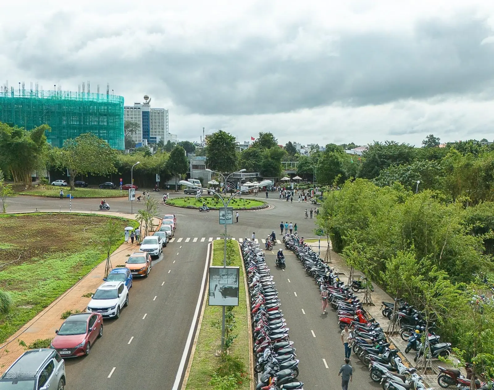 Chuyển nhượng nhà phố trong khu đô thị Trung Nguyên. Giá 7tỷ190 bao toàn thị trường