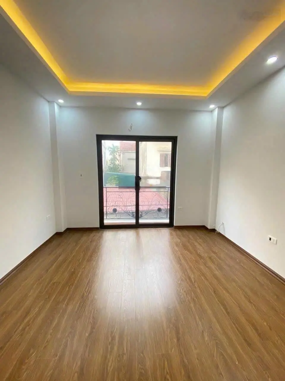 Bán nhà Minh Khai, Bắc Từ Liêm: 42m2 x 4T ôtô đỗ. Giáp đường Tây Thăng Long