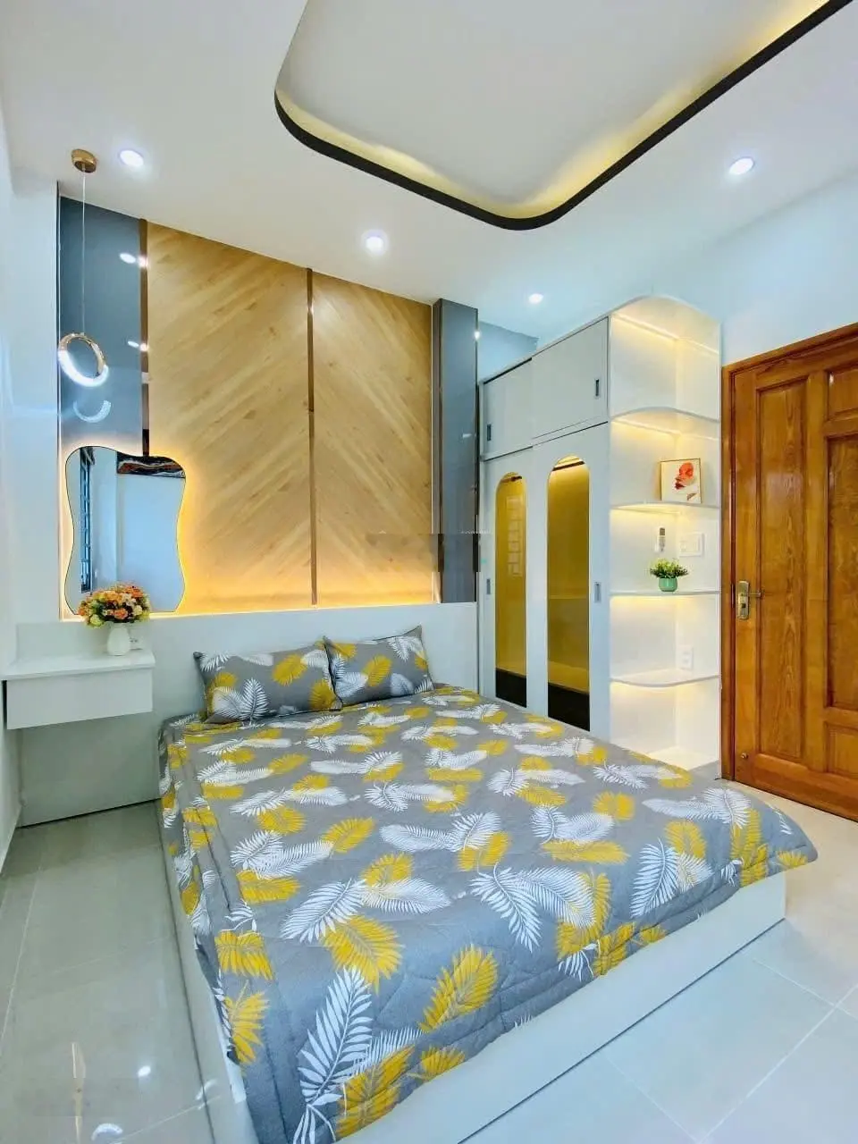 Cần tìm chủ mới nhà Đường Nguyễn Công Hoan, Phú Nhuận.Giá 3tỷ02/67,1 m2, Nhà 2tầng, Giáp Quận 1