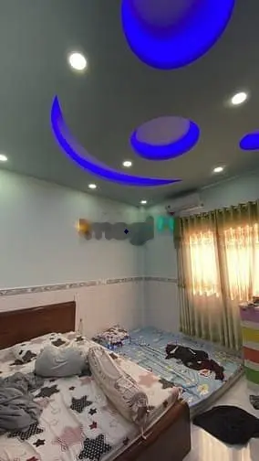 76m2 ngang 4,3m nở hậu, 4 Tầng, SHR, 5pn, đường Chiến Lược