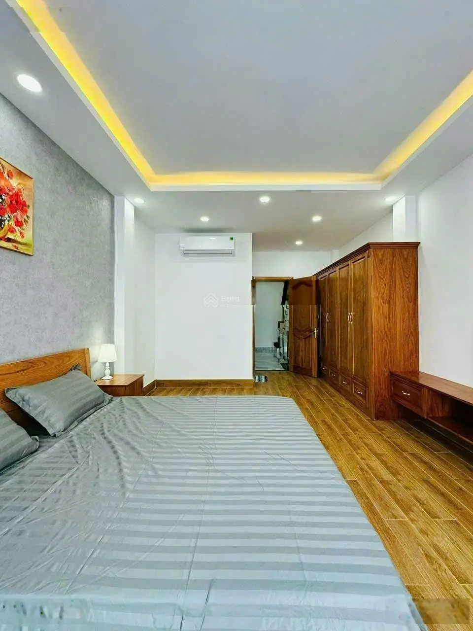 Bán nhà đẹp HXH đường Bạch Đằng. Phường 24 .Bình Thạnh(5.8x18m) gần Hàng Xanh , giáp Q1 nhỉnh 10 tỷ