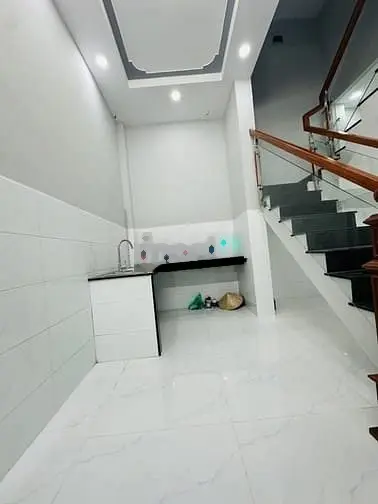 Bán nhà Lý Nam Đế - Q.11 - 38m2 - 4PN 5 WC - giá 5,3 tỉ