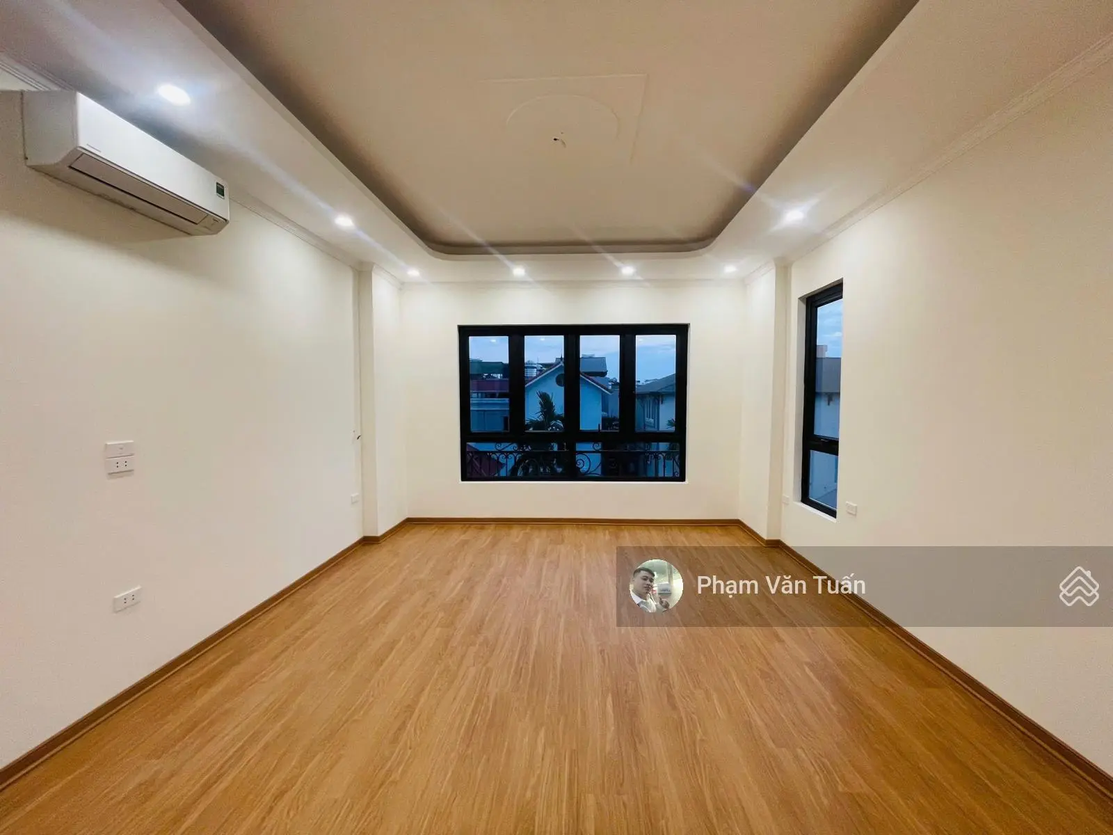 Tòa nhà cực đẹp 48m2x7T thang máy. Phân lô - ô tô vào nhà, cạnh Goldmark City phố Nguyễn Đổng Chi