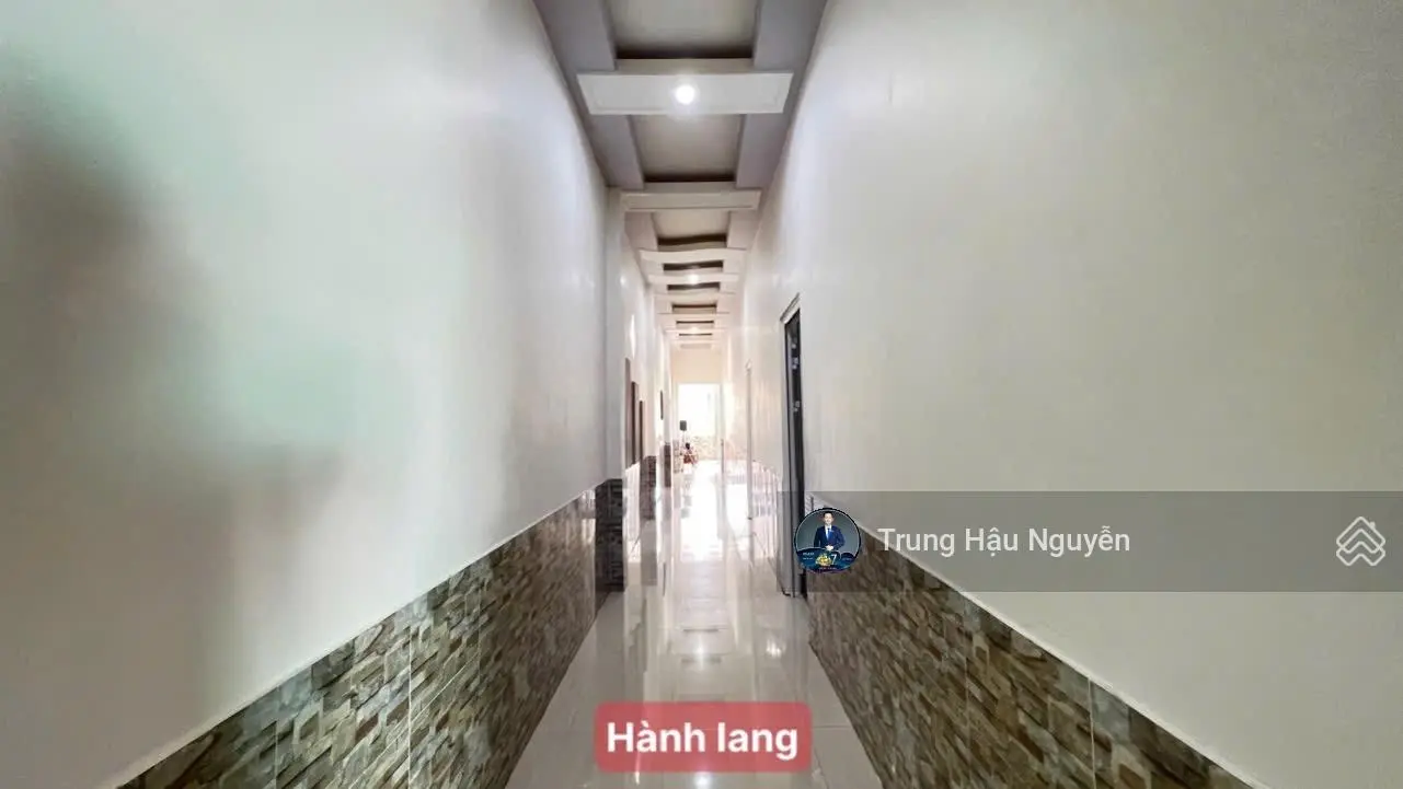 Nhà Nguyễn Cư Trinh TP Rạch Giá, đường ô tô 5m, nhà trệt còn mới chất lượng, 7.9x43m, sổ hoàn công