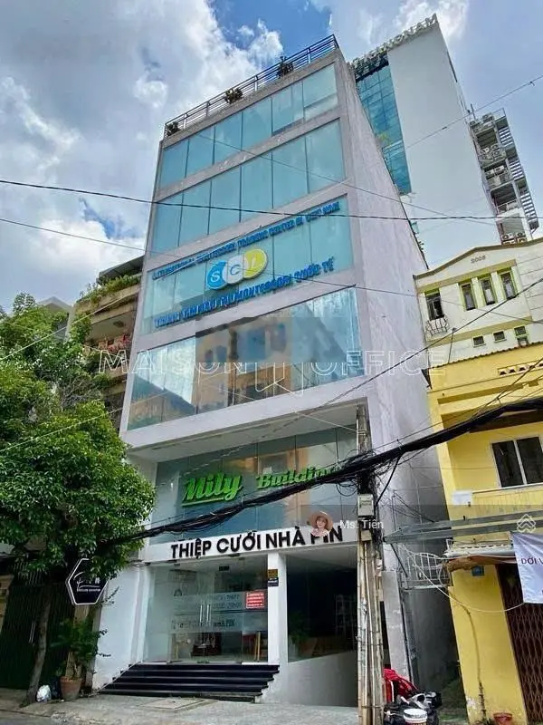 Bán tòa nhà building MT Cách Mạng Tháng 8, Quận 3, diện tích 8x20m, hầm 6 tầng, chỉ 4x tỷ