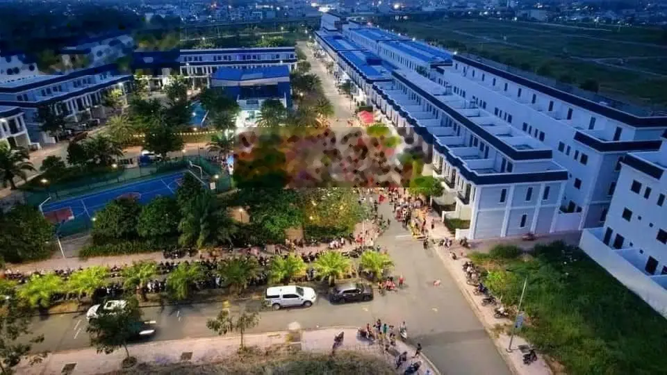 Chính chủ bán 1 lô đất (block D4 - 46) 100m2, đường 22m, sổ hồng riêng, giá 2 tỷ