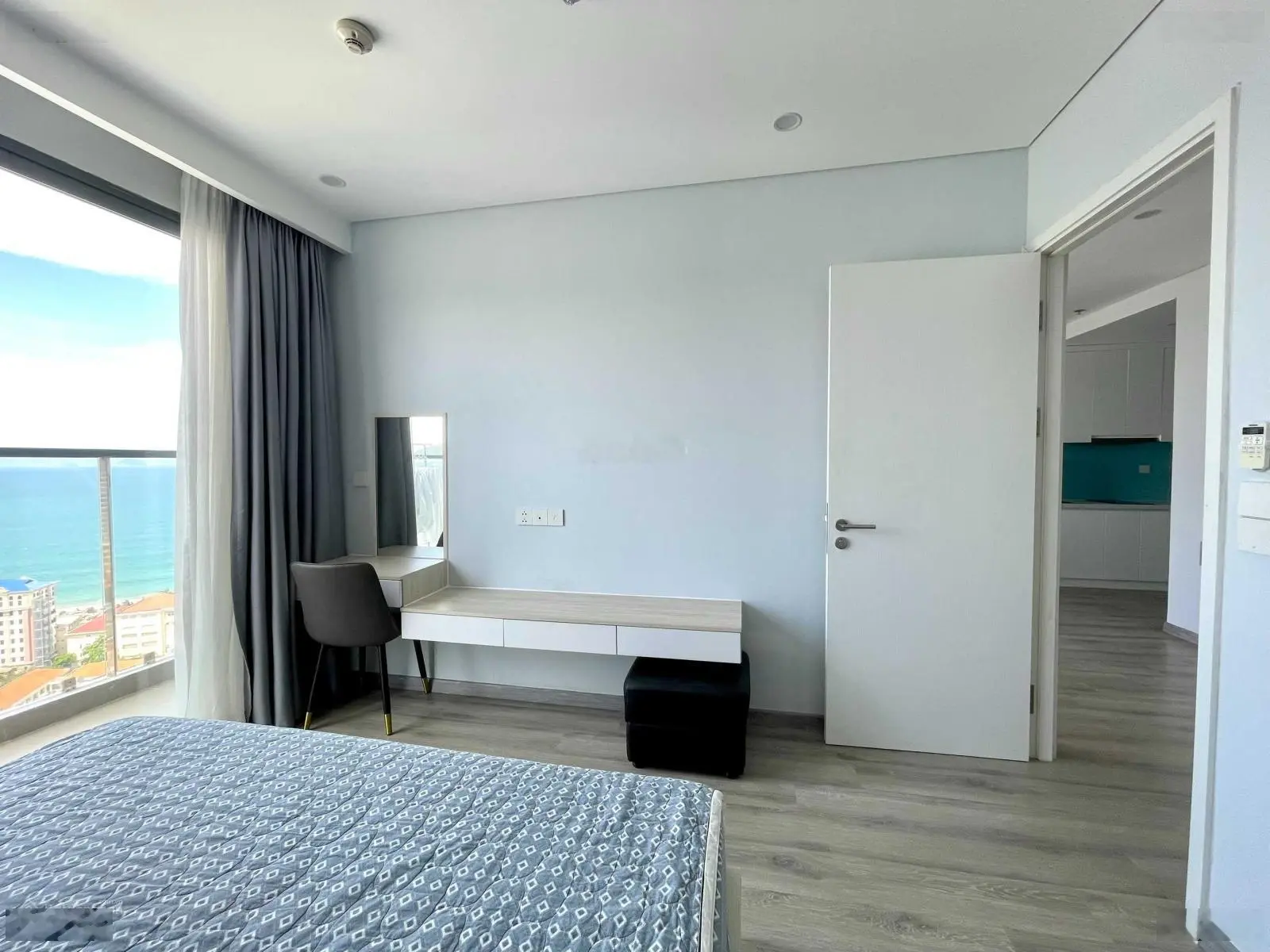 Cắt lỗ bán căn góc Đông Bắc 76,8m2 - 2PN 2WC full nội thất Marina Suites Nha Trang - chỉ 3,1 tỷ