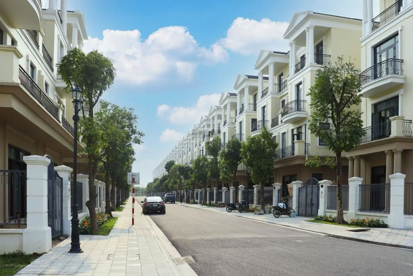 CK 30% Shophouse Sao Biển 2 mặt tiền tòa văn phòng 45 tầng, gần TTTM Vincom tại Vinhome Ocean Park2