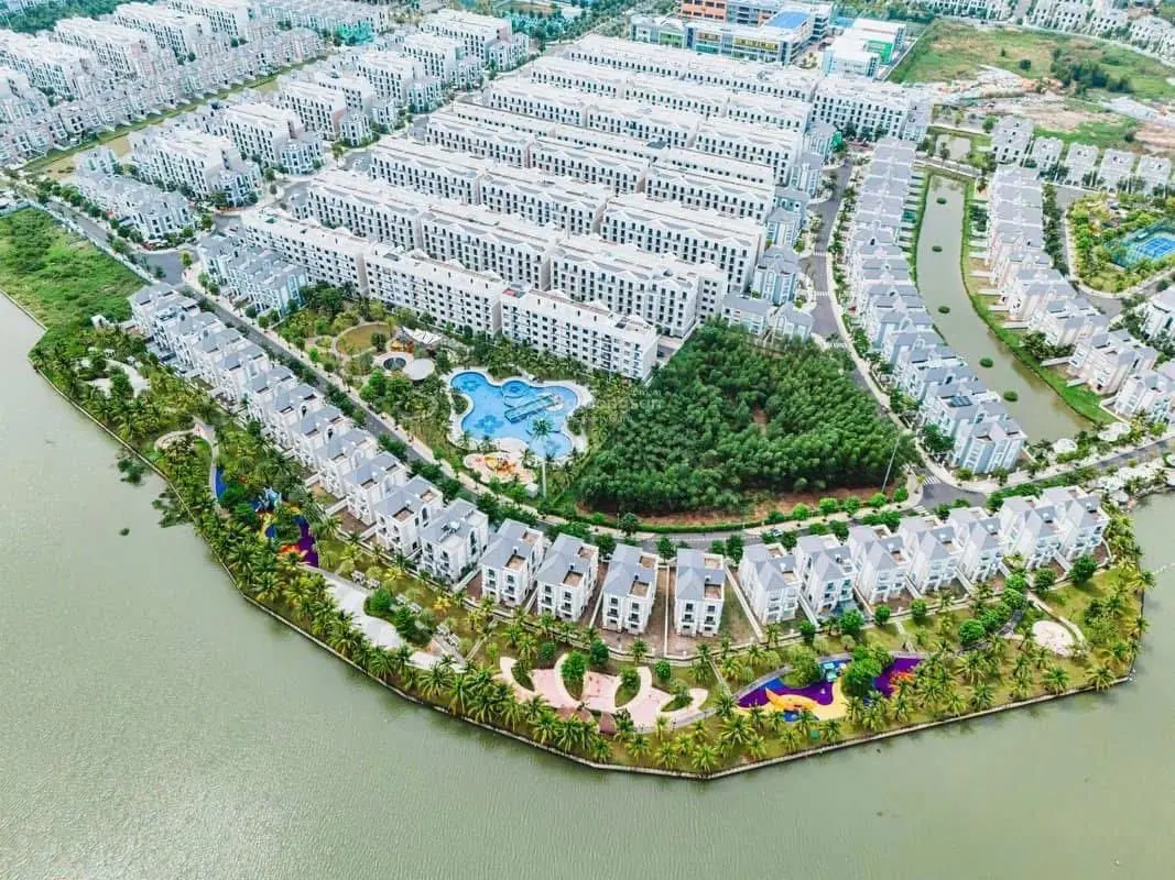 Chuyển nhượng liền kề, biệt thự sân vườn 560m2 The Manhattan-Vinhomes Grand Park, sở hữu lâu dài