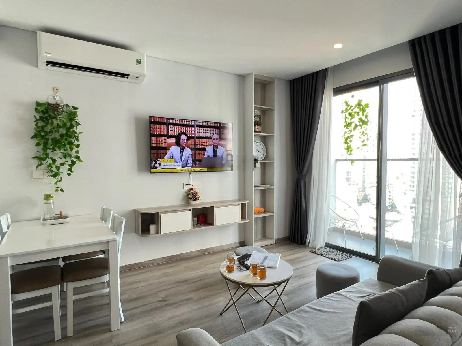 Cực rẻ! Duy nhất căn 44m2 view xéo biển có nội thất Marina Suite, giá chỉ 1,65 tỷ