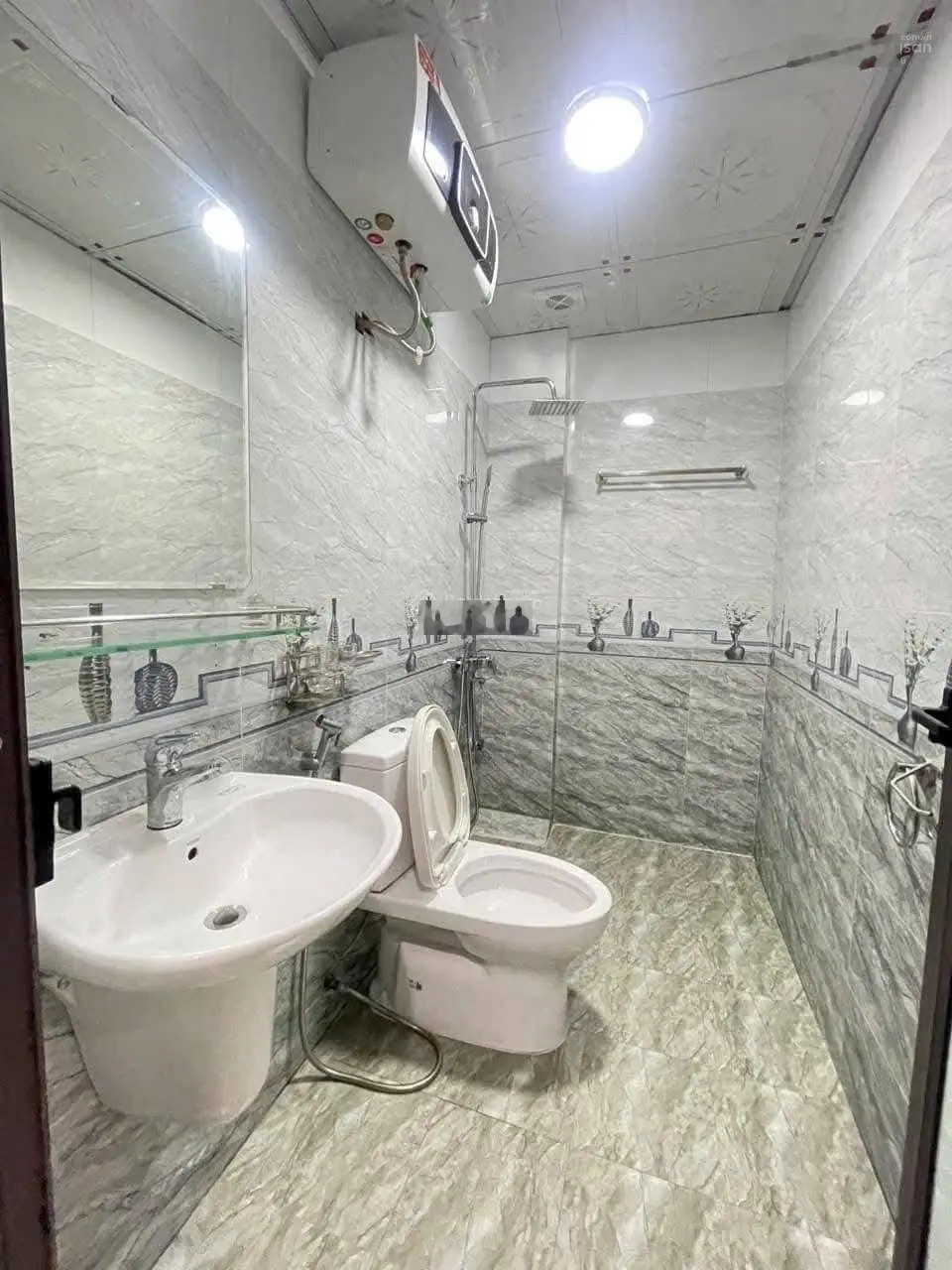 Bán nhà Mễ Trì Nam Từ Liêm, 35m2 x 5T mới tinh, ngõ nông rộng, gần ô tô chỉ 6.3 tỷ