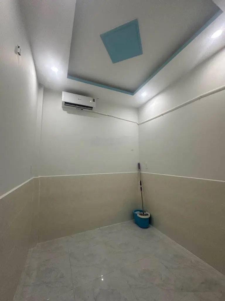 Bán nhà riêng 2PN, 2WC, 45m2, tại Huỳnh Văn Bánh, Phường 13, Phú Nhuận, HCM