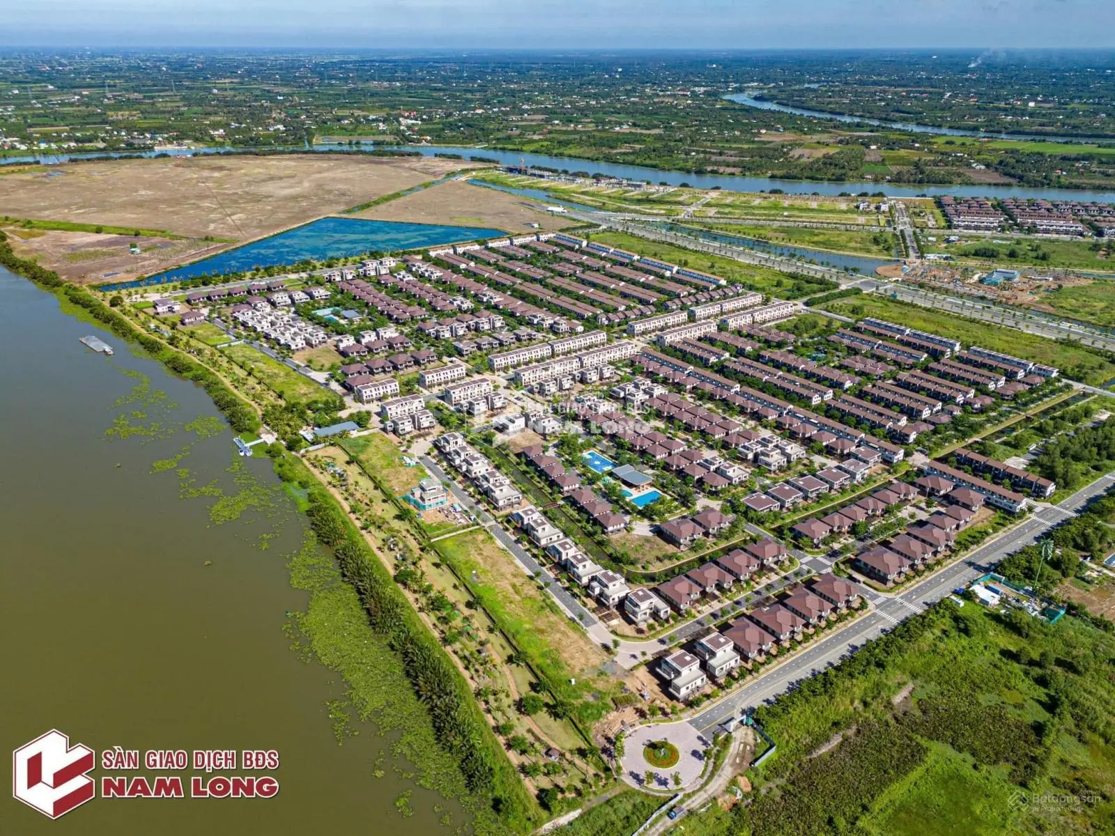 BIỆT THỰ COMPOUND THE AQUA KHU ĐÔ THỊ WATERPOINT 264M2 GIÁ 12,3 TỶ NHẬN NHÀ Ở NGAY LH 0915 765 ***