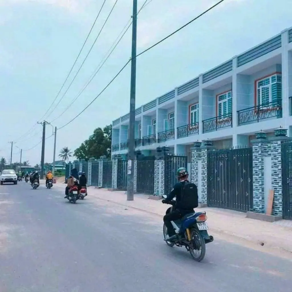 Ngân Hàng Thanh Lí nhanh lô đất 80m2 bán nhanh 680tr ngay CV Rạch Kiến