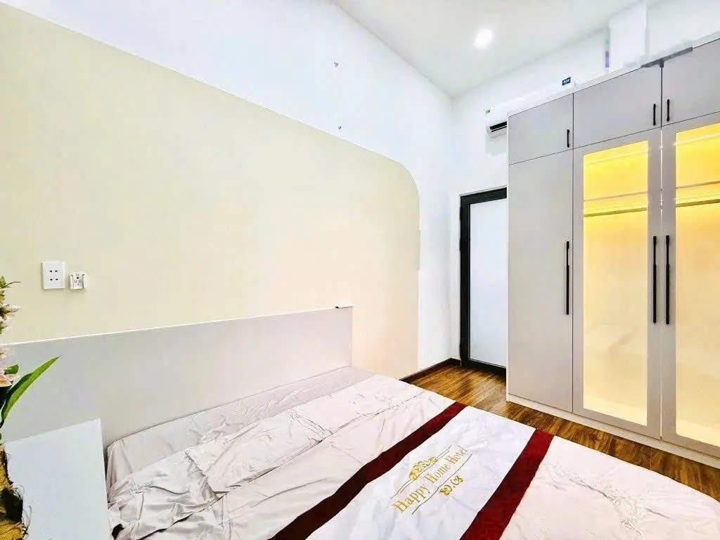 Bán nhà Nguyễn Tiểu La, Quận 10, 48m2, có HĐ thuê, sổ hồng riêng