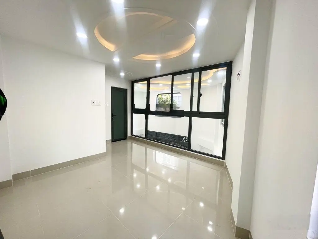 Bán nhà HXH Hoàng Hoa Thám P5 Bình Thạnh 4 tầng BTCT 40m2 nhỉnh 7 tỷ