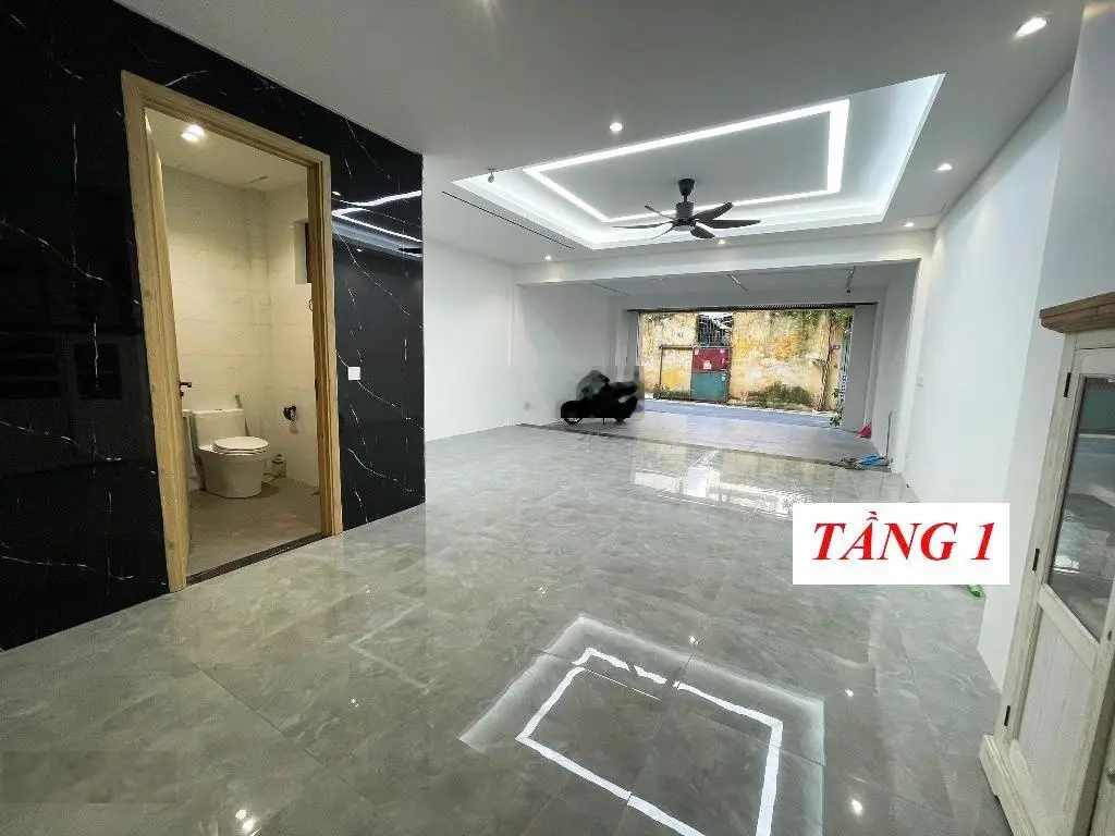 Bán nhà phân lô phố Yên Lạc gara ô tô 7 chỗ - 7 tầng thang máy - 80m2. Giá: 26,5 tỷ.LH: 0779548866