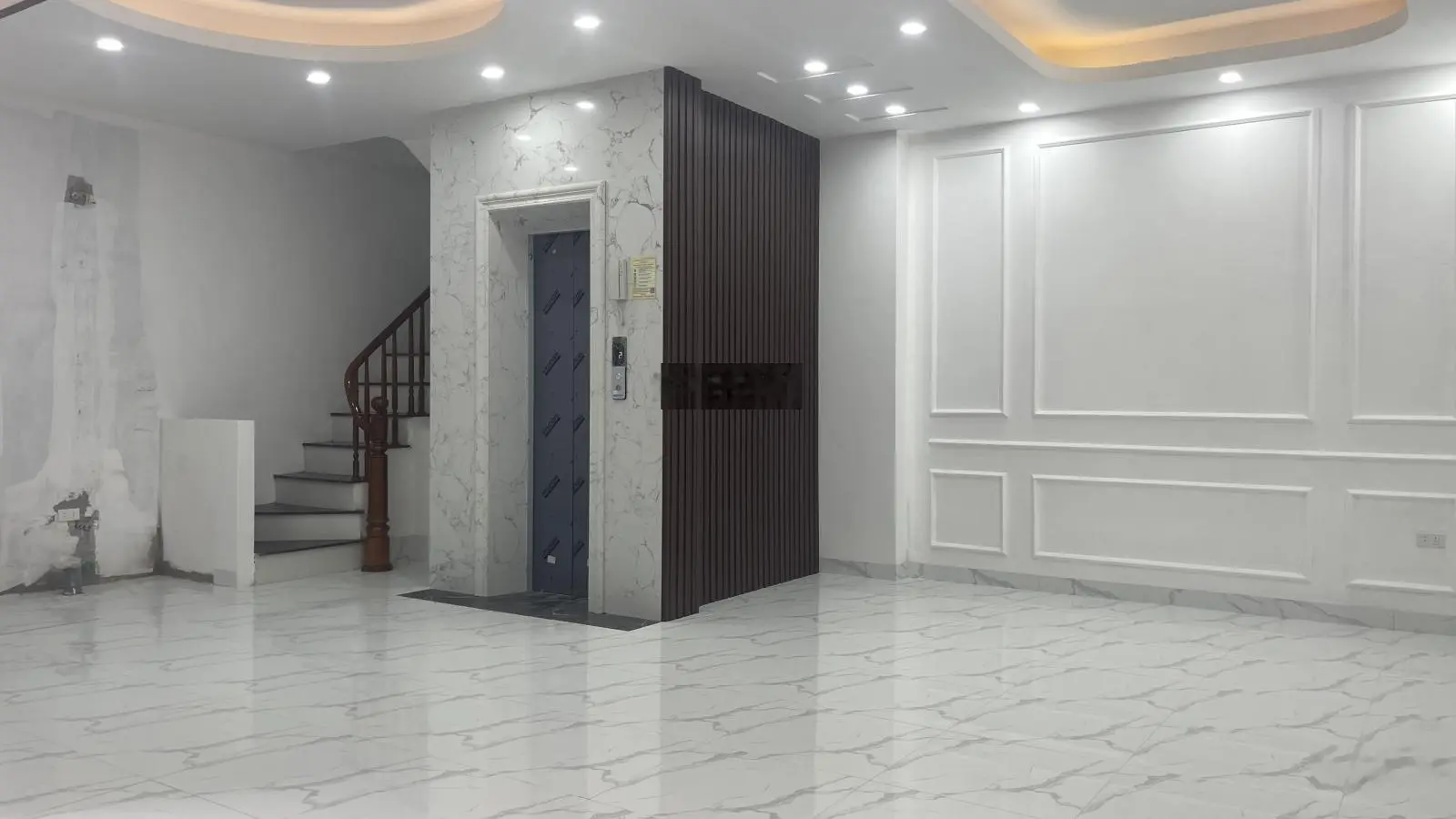 Bán gấp BT 5PN 4WC, 50m2, 11 tỷ tại Hoàng Công, Kiến Hưng, Hà Đông, HN