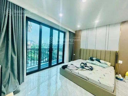 Bán nhà Khâm Thiên, Đống Đa, 78m2, 4 tầng, MT 10m, nhỉnh 9 tỷ, oto quay đầu, kinh doanh- 0984102521