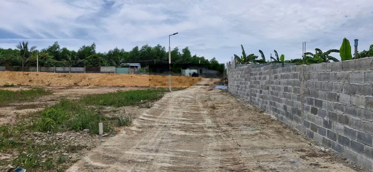 Bán nhanh lô 120m2 trung tâm thôn xuân Phú, Hòa Sơn. đất đẹp, đường ôtô Khu dân cư giá yêu thương