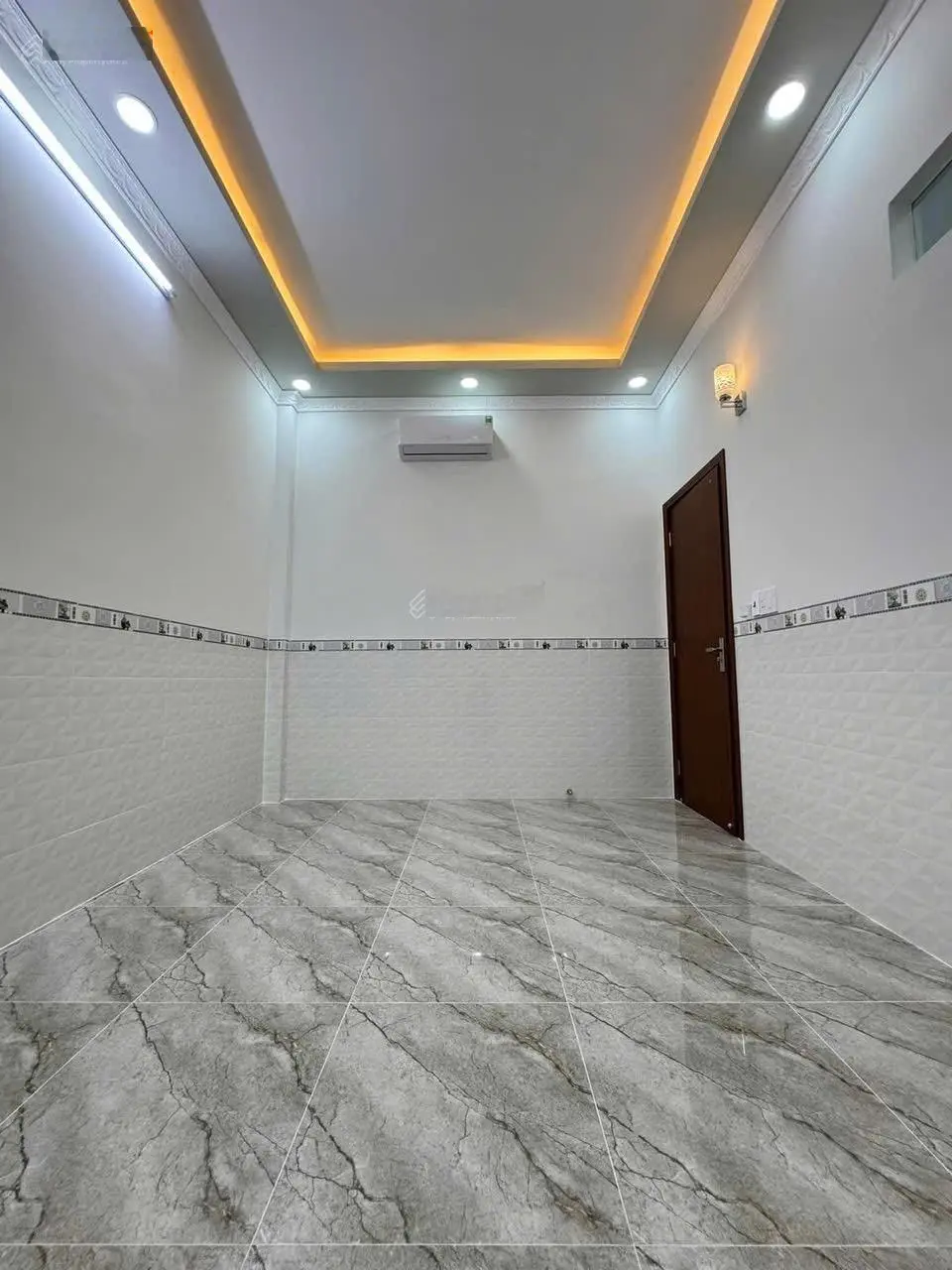 Bán nhà Bình Tân, An Lạc, tại Hồ Ngọc Lãm, 1,35 tỷ 80m2, 3PN, 2WC, đầu tư hỗ trợ cho thuê giá tốt